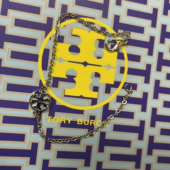 Dainty silver TORY BURCH Miller bracelet - Picture 5 of 6